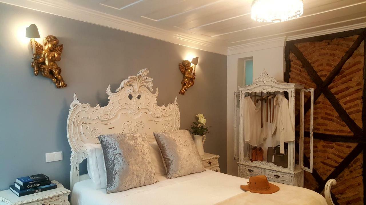 Charming Apartment I Historical Center Lisbon Luaran gambar