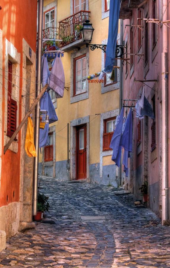 Charming Apartment I Historical Center Lisbon Luaran gambar