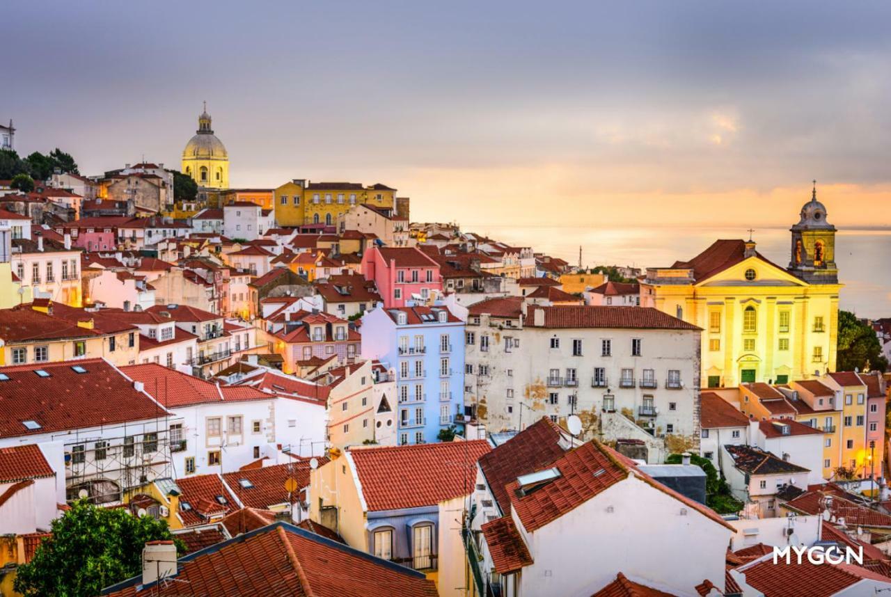 Charming Apartment I Historical Center Lisbon Luaran gambar
